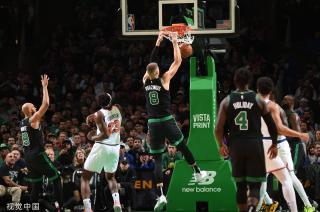 她始终没有 她始终没有