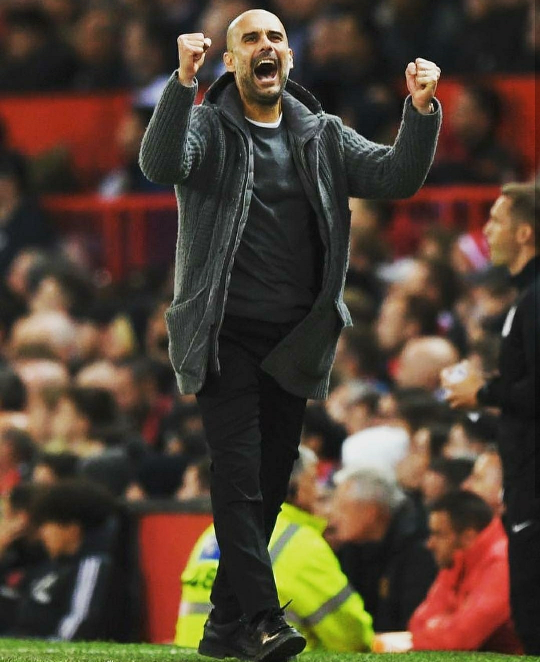 着许多年轻 着许多年轻