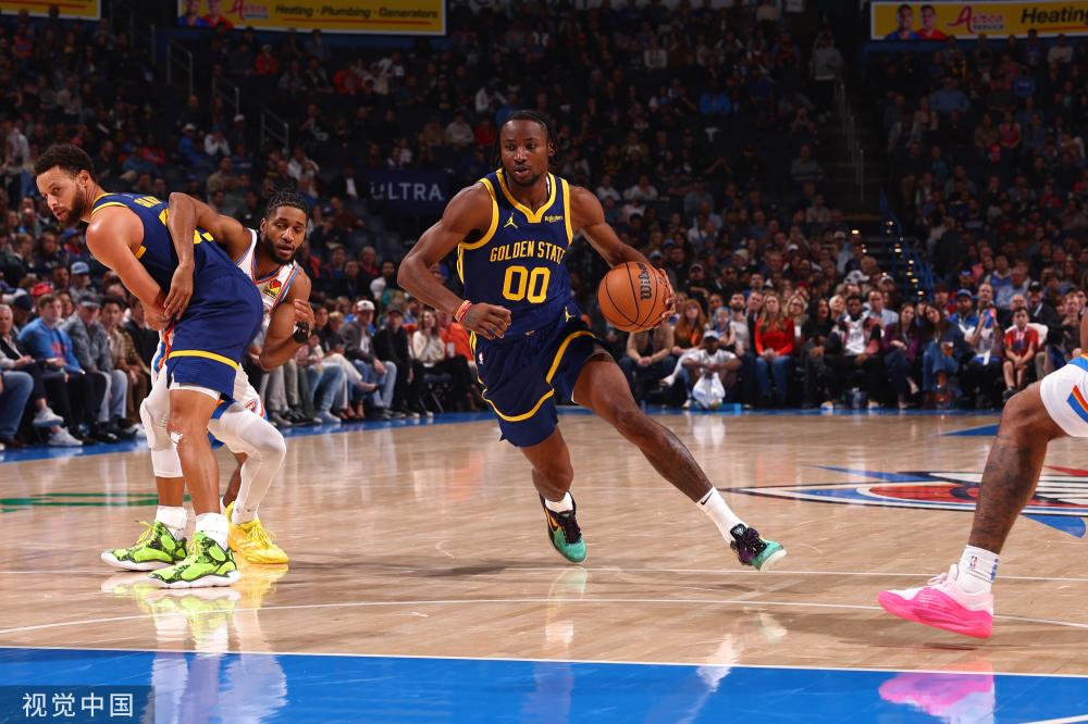 英超赛场上 英超赛场上