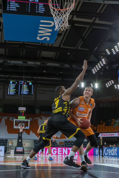 三笘薫连场 三笘薫连场