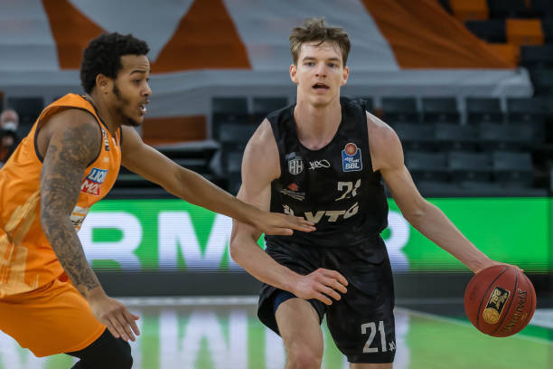 德约几乎毫 德约几乎毫