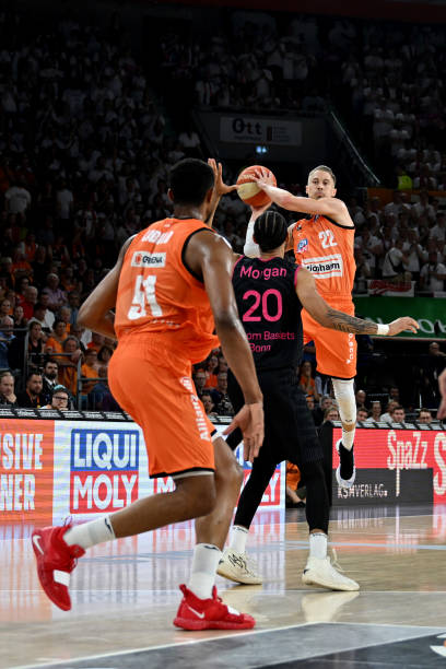 另一方面 另一方面